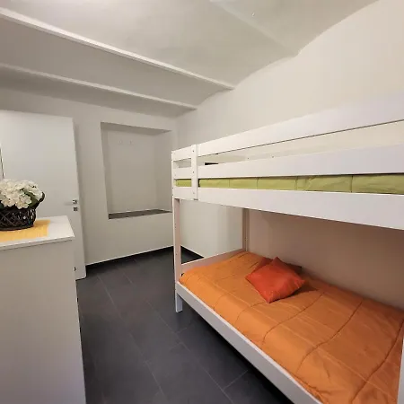 La Casa Di Ely Lägenhet
